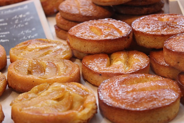 pastry-shop-1017706_640